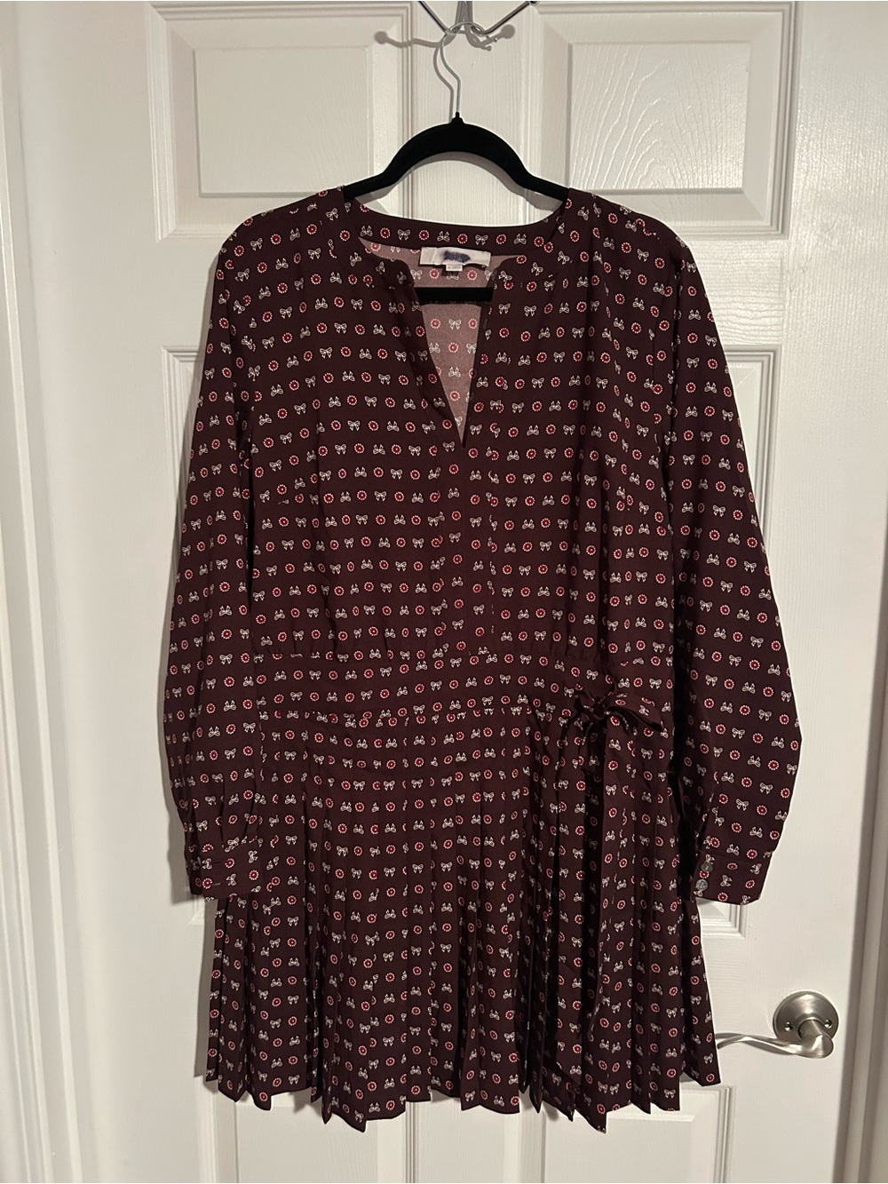Women's Burgundy Printed Long-Sleeve Tie-Waist Dress